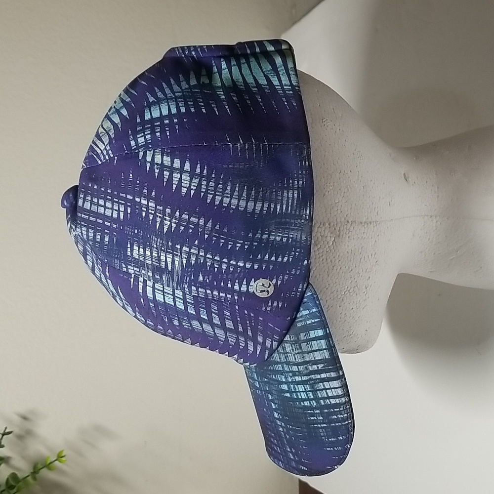 lululemon athletica Purple and Teal Patterned Performance Cap